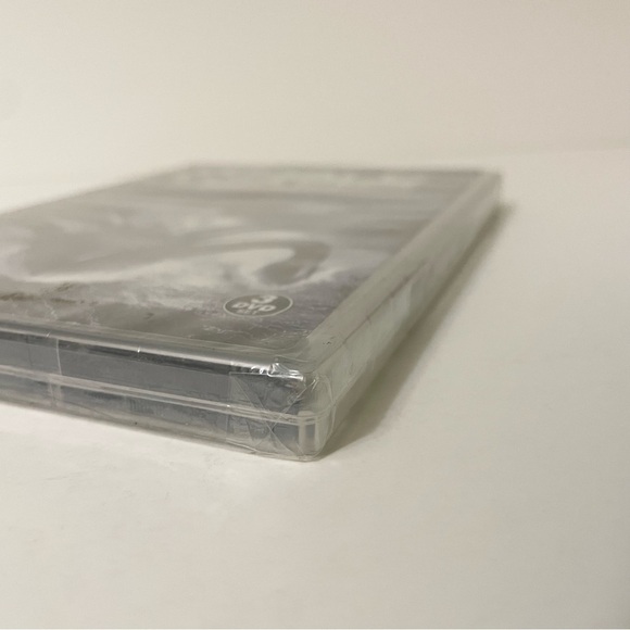 Whale Wars Season 3 DVD Sealed Animal Planet - Picture 5 of 11